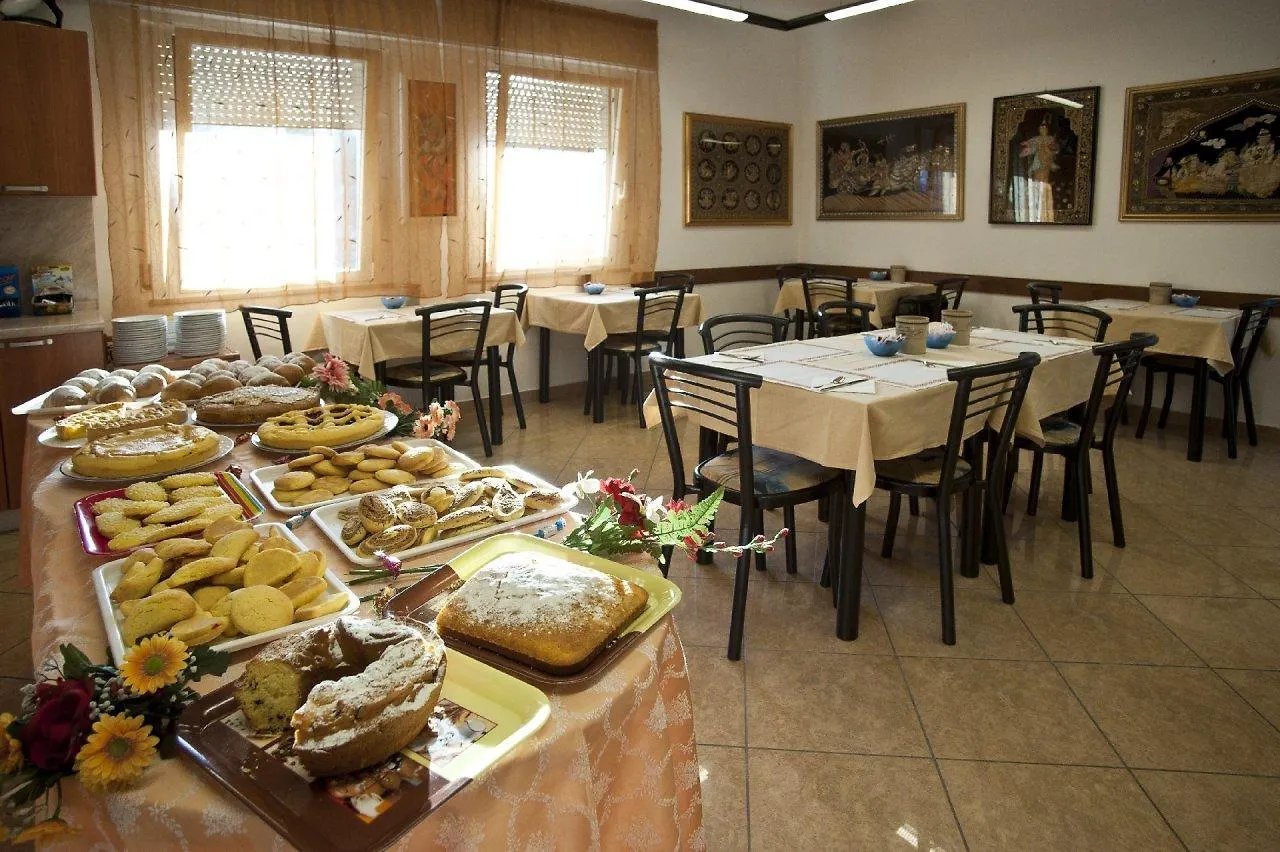 ***  Hotel Giunchi Cervia Italia